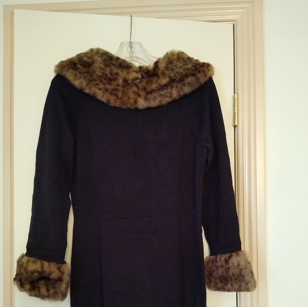 Midnight Velvet Top - Picture 4 of 5